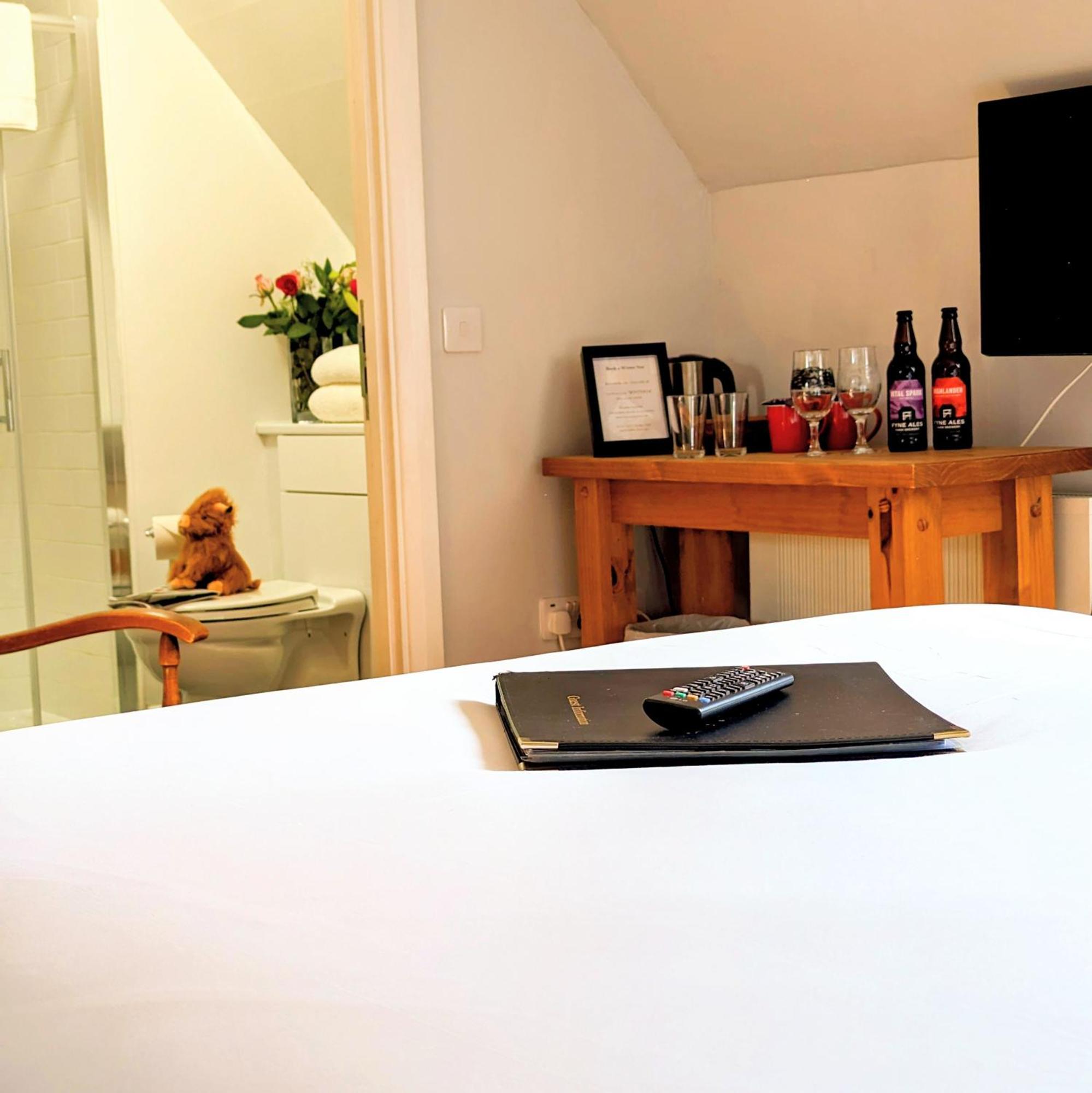 Ben Cruachan Inn - Restaurant, Pub With Rooms Loch Awe Esterno foto